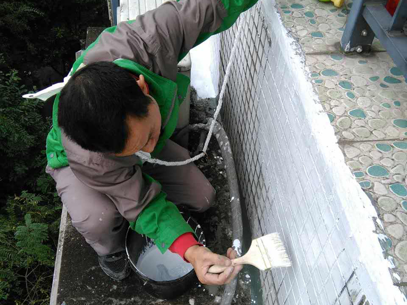 外墻飄窗防水處理，密封開裂墻面阻隔雨